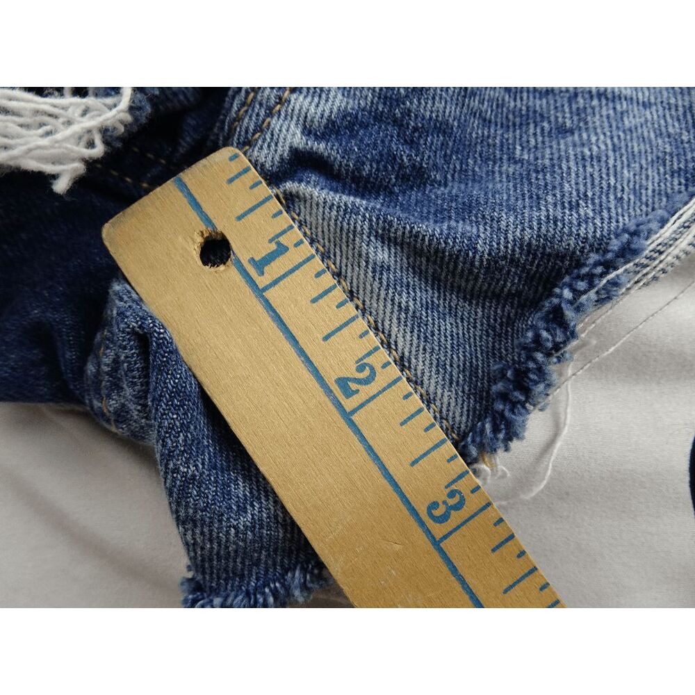 Old Navy Sky-Hi A-Line Button Fly Distressed Jean Short Size 18 - Picture 8 of 8